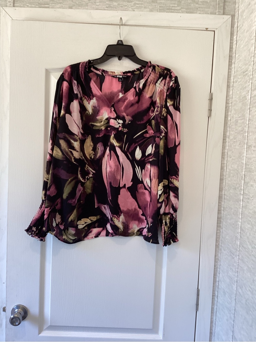 Zac & Rachel Black Floral V-Neck Long Sleeve Blouse 1XL EUC
